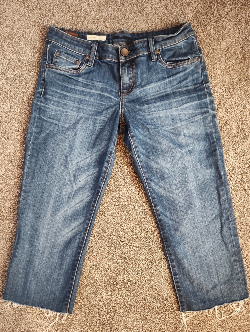 Kut From The Kloth - Catherine Boyfriend  Jean Capris - Size 4
